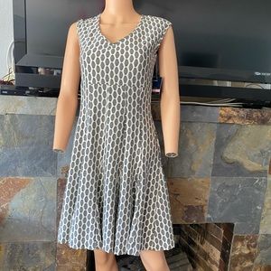 Just Taylor dress